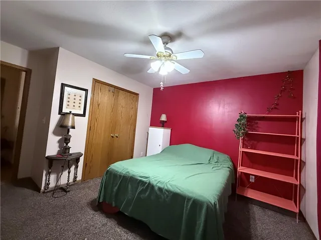 $1,950 | 2150 Shenandoah Drive, Leavenworth, KS 66048