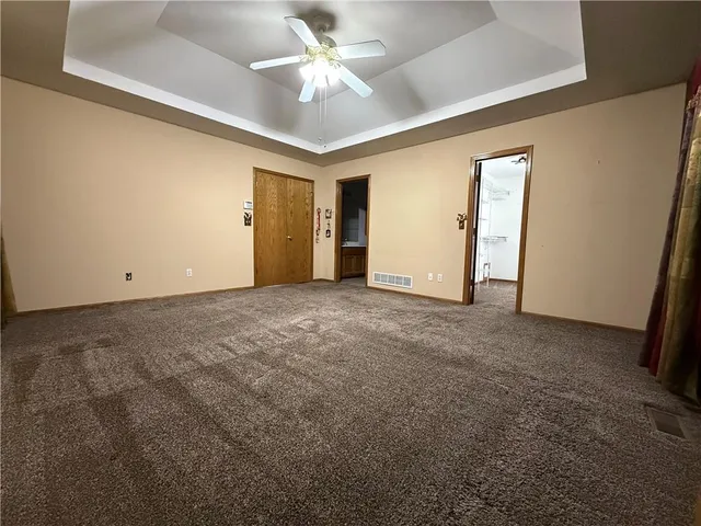 $1,950 | 2150 Shenandoah Drive, Leavenworth, KS 66048