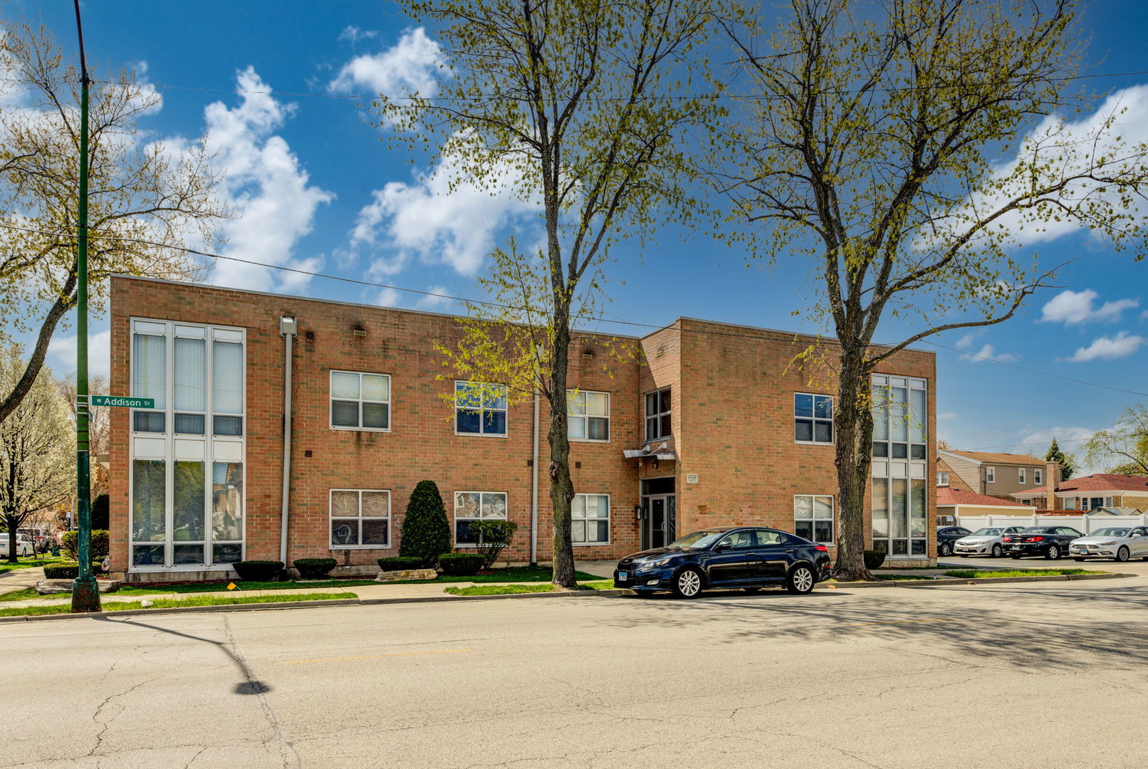 7237 West Addison Street, Unit 1N Chicago, IL 60634 - Photo 2 of 27