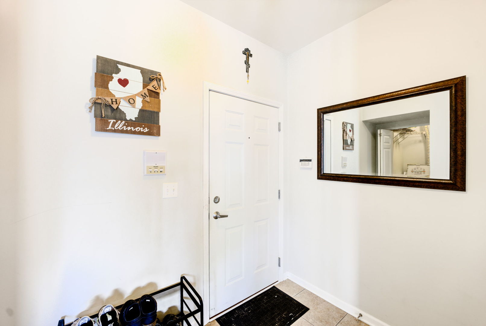7237 West Addison Street, Unit 1N Chicago, IL 60634 - Photo 3 of 27