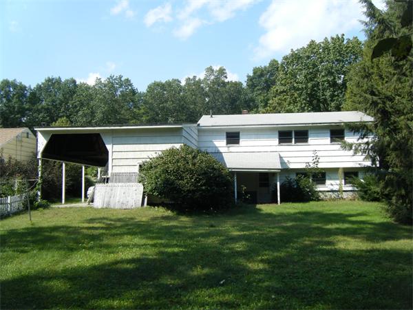 972 Ryan Road Northampton, MA 01062 - Photo 4 of 13