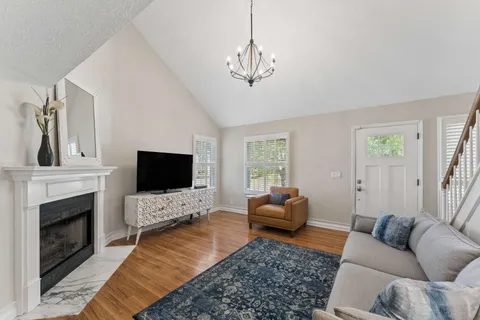 $385,000 | 5204 Village Trace, Nashville, TN 37211