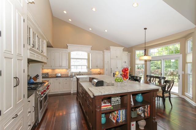 115 Bridle Path Lane Fox River Grove, IL 60021 - Photo 9 of 25