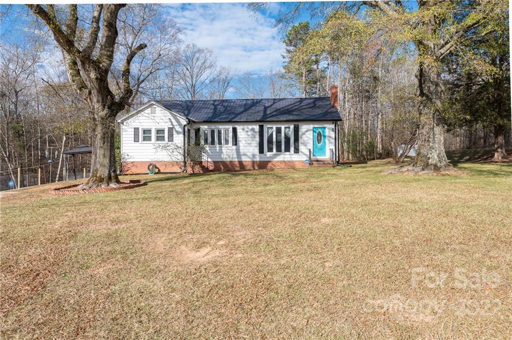 24209 Old Aquadale Road Albemarle, NC 28001 - Photo 11 of 37 Gallery Image 11