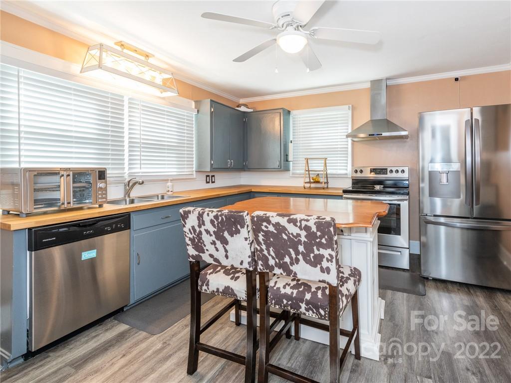 24209 Old Aquadale Road Albemarle, NC 28001 - Photo 4 of 37 Gallery Image 4