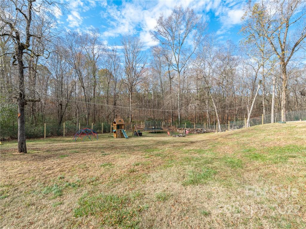 24209 Old Aquadale Road Albemarle, NC 28001 - Photo 9 of 37 Gallery Image 9