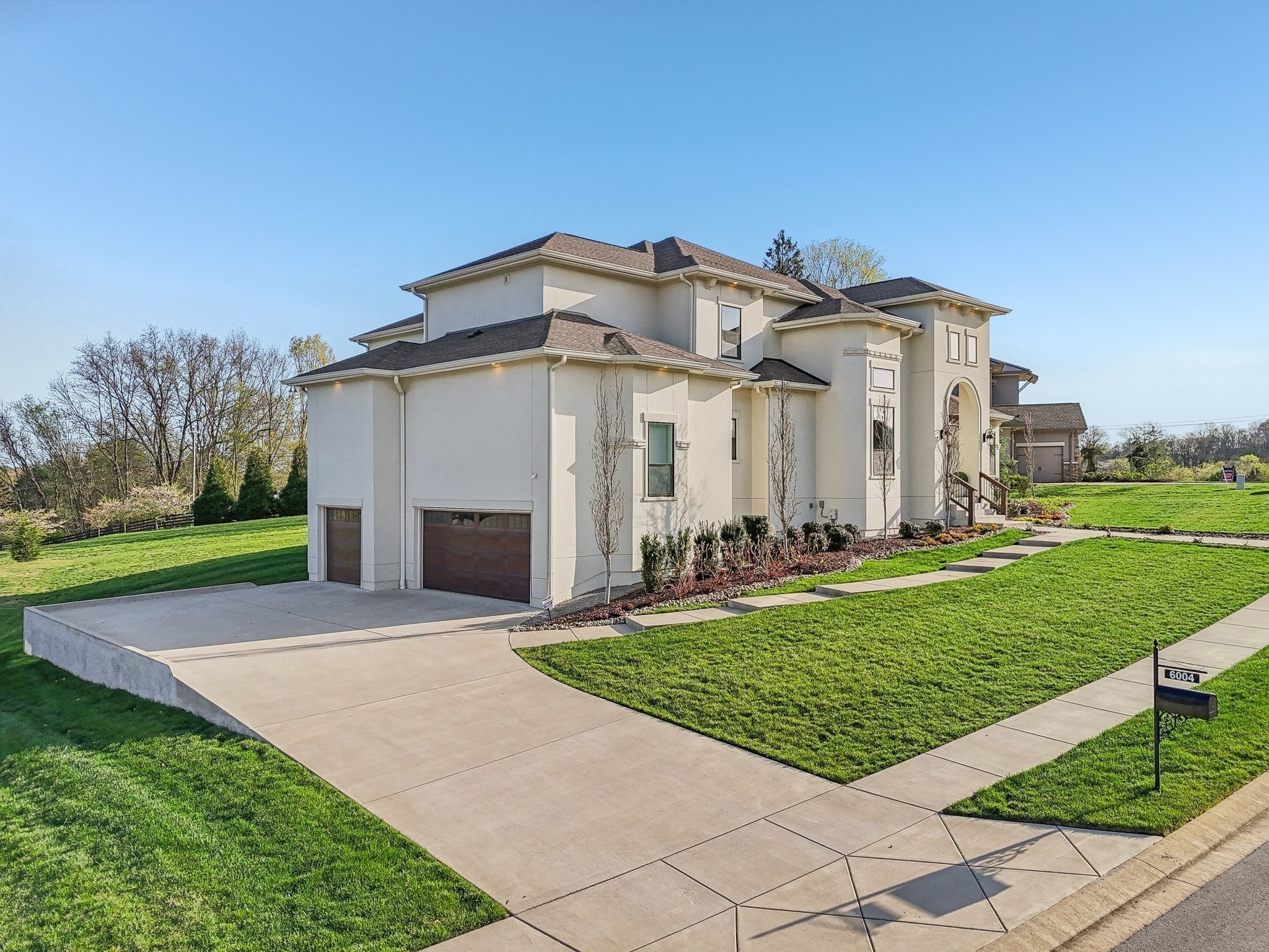 6004 Lookaway Circle Franklin, TN 37067 - Photo 3 of 80