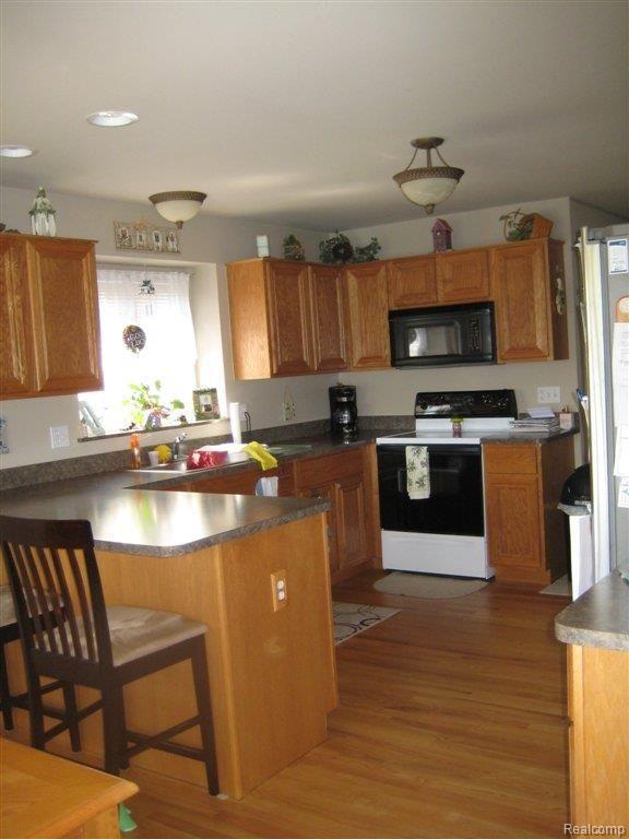 21472 Raintree Drive Macomb, MI 48044 - Photo 13 of 20 IMG_4173.jpg