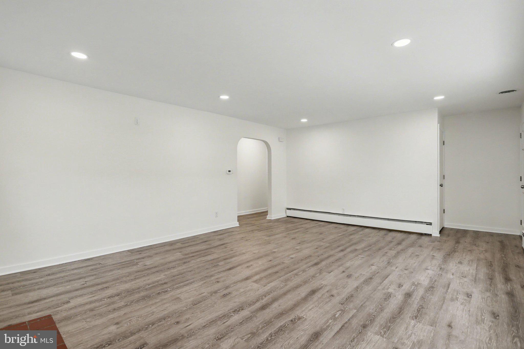 1030 East Canal Road Dover, PA 17315 - Photo 5 of 32 Gallery Image 5