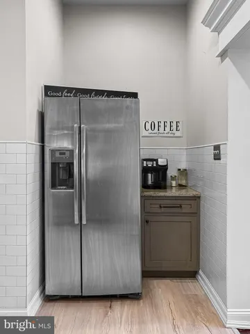 a view of livingroom with furniture and windows