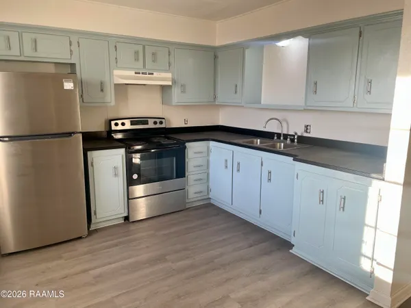 $825 | 391 West Railroad Avenue, Unit 7, Arnaudville, LA 70512