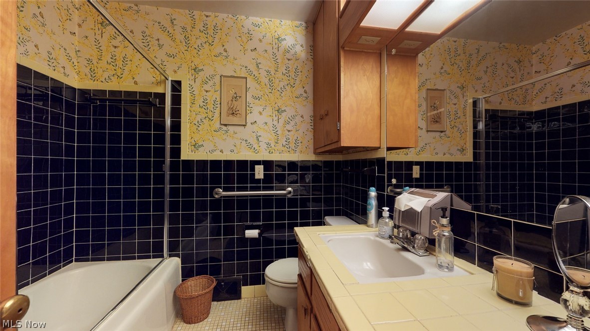 412 Mowbray Road Akron, OH 44333 - Photo 17 of 29 Gallery Image 17