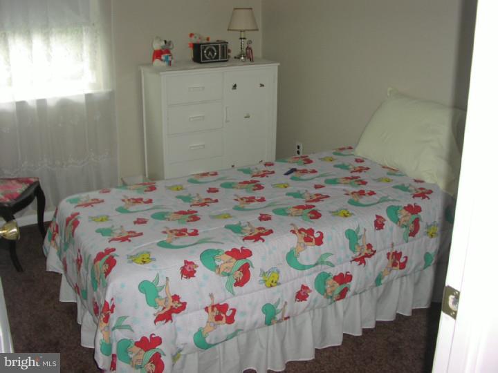 12727 Hollins Road Philadelphia, PA 19154 - Photo 11 of 12 Bedroom 4