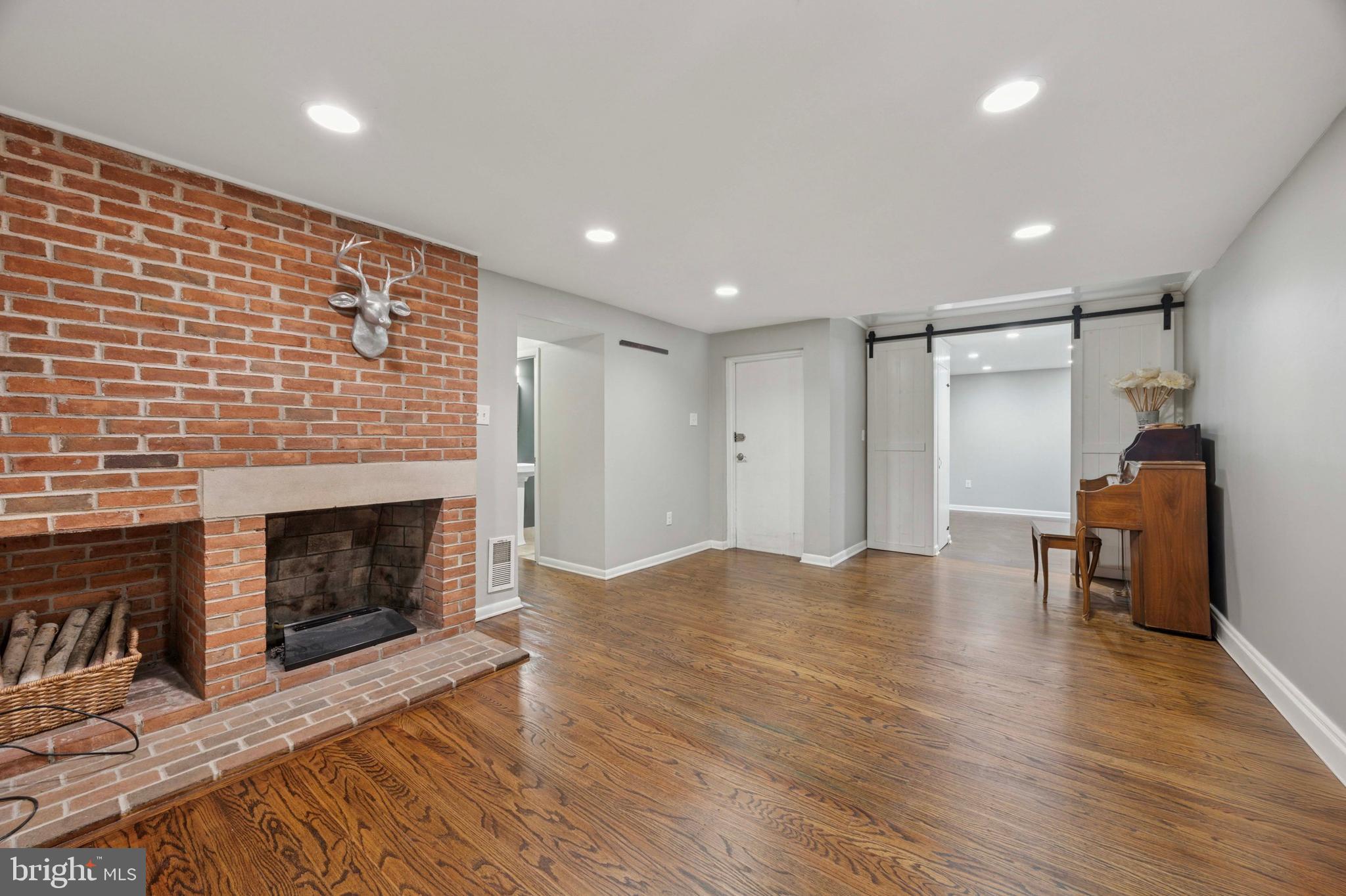 1206 Panama Street, Unit A Philadelphia, PA 19107 - Photo 19 of 21