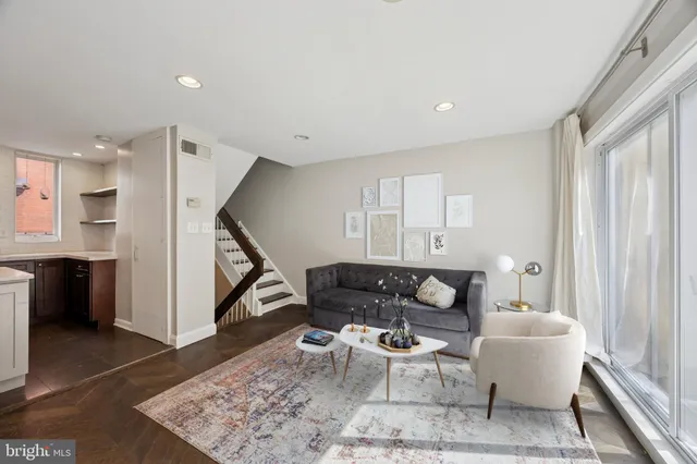 $1,100,000 | 1206 Panama Street, Unit A, Philadelphia, PA 19107