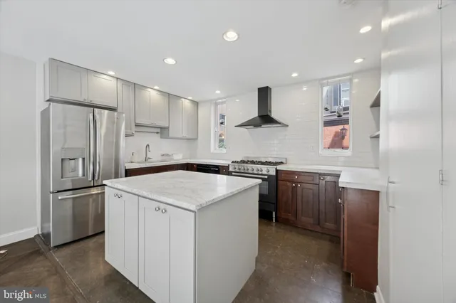 $1,100,000 | 1206 Panama Street, Unit A, Philadelphia, PA 19107
