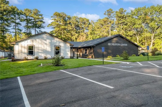 $1,300,000 | 2191 Lakeview Parkway, Villa Rica, GA 30180