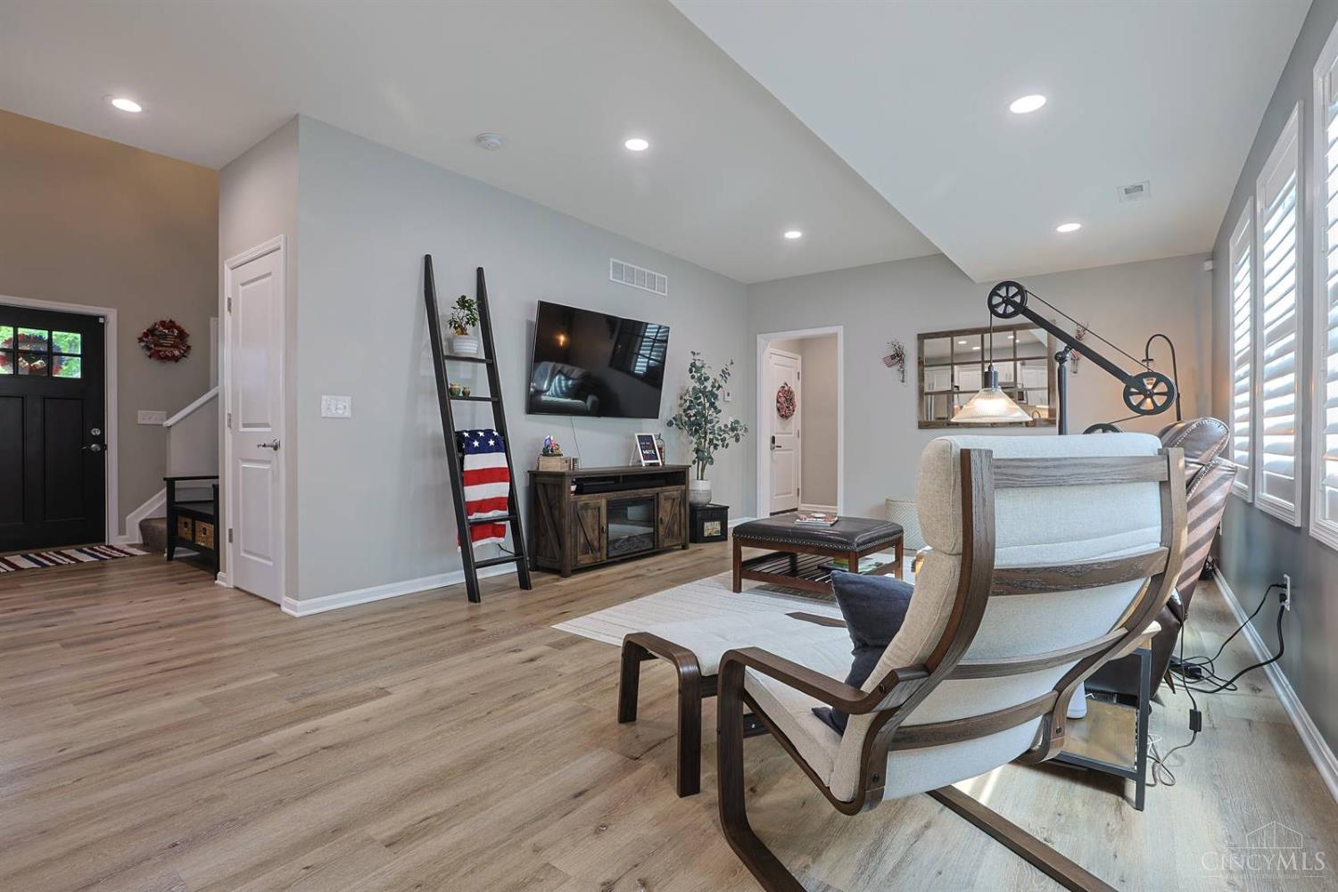 25496 Carr Road West Harrison, IN 47060 - Photo 6 of 48