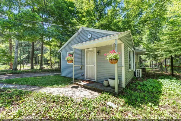 $219,900 | 1059 Tacoma Beach Road, Sturgeon Bay, WI 54235