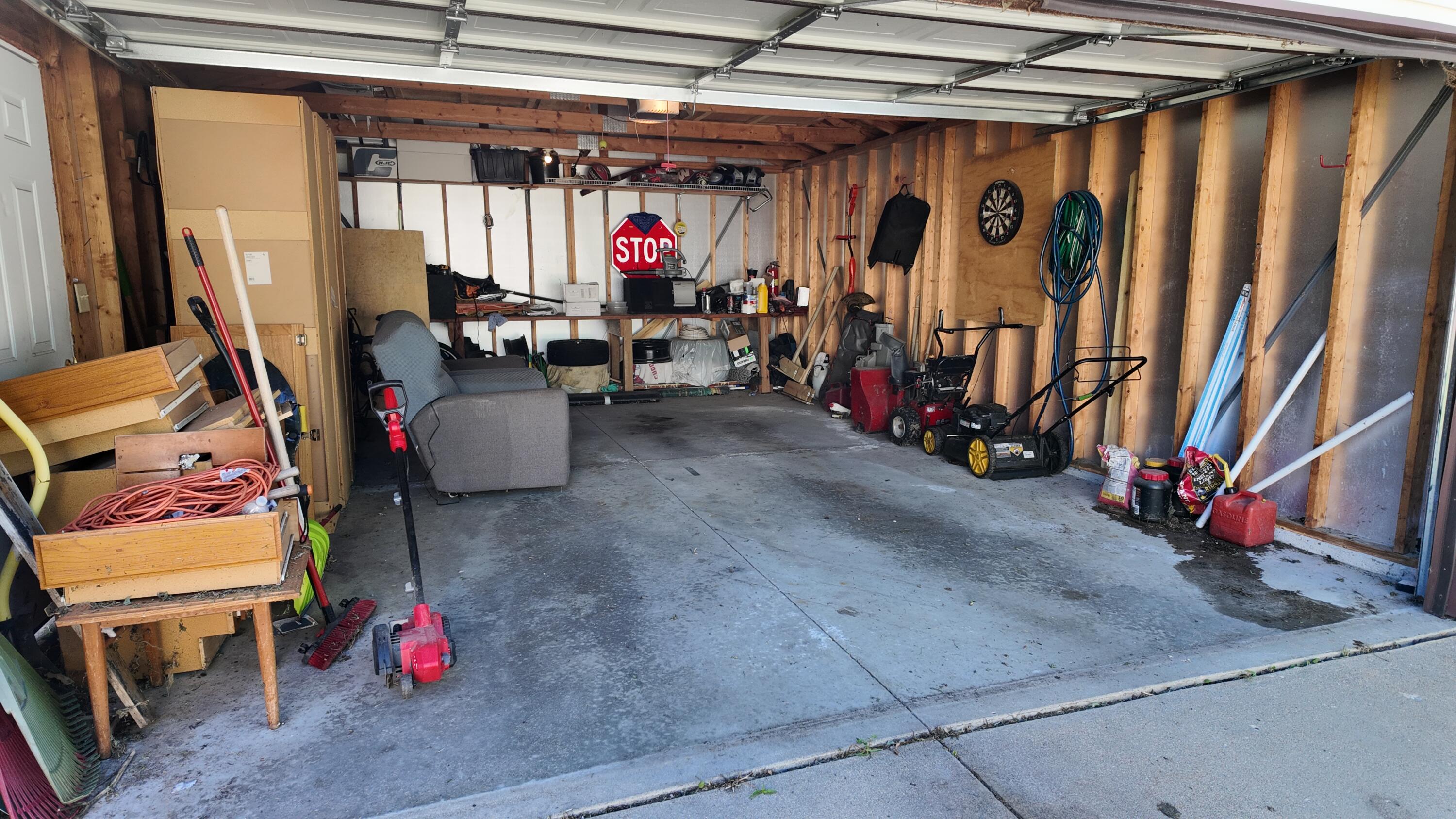 3424 4th Avenue Racine, WI 53402 - Photo 16 of 20 Garage Area