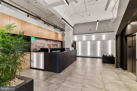 $899,000 | 2200-28 Arch Street, Unit 1205, Philadelphia, PA 19103