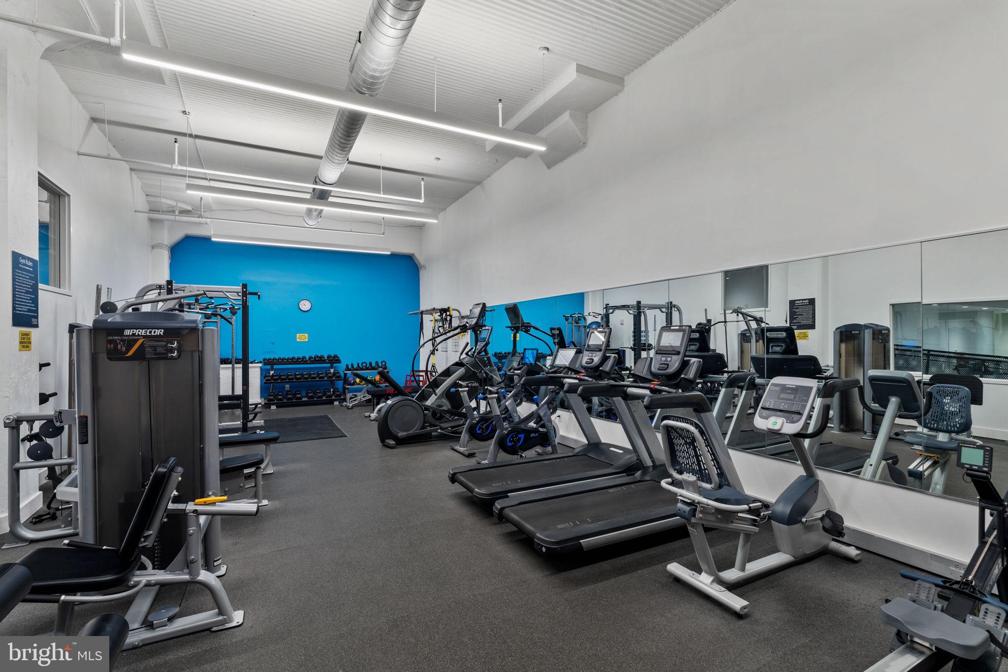 2200-28 Arch Street, Unit 1205 Philadelphia, PA 19103 - Photo 46 of 48 a view of a room with gym equipment