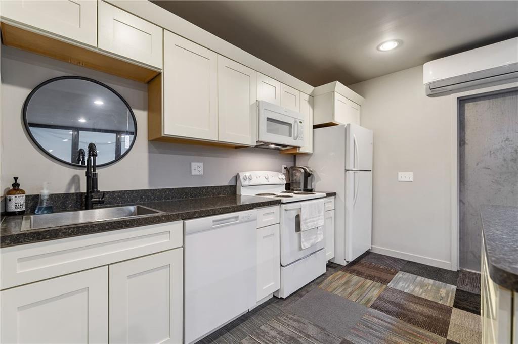 3627 D Road Allen, KS 66833 - Photo 22 of 60