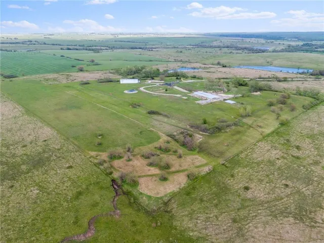 $699,900 | 3627 D Road, Allen, KS 66833