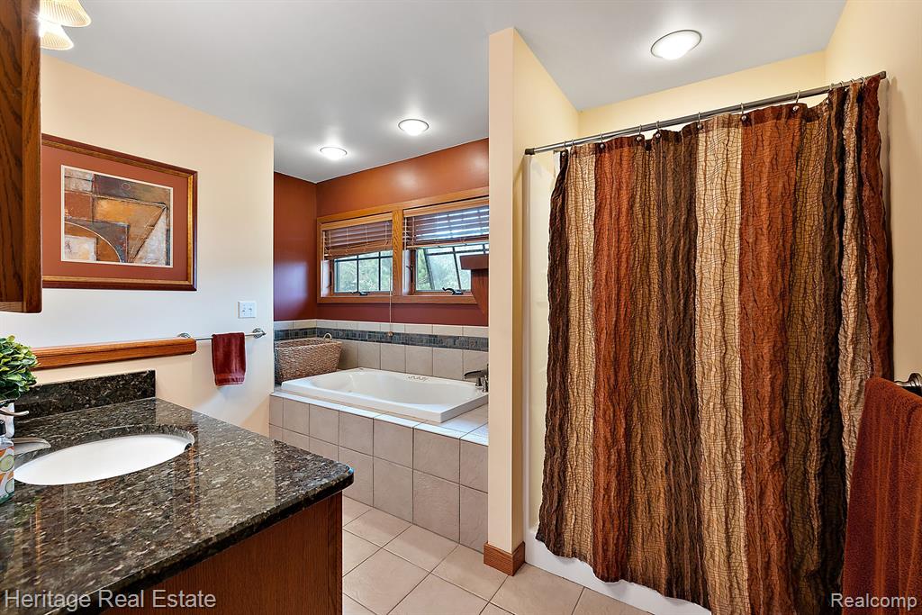 321 Gilmour Road Leonard, MI 48367 - Photo 31 of 66
