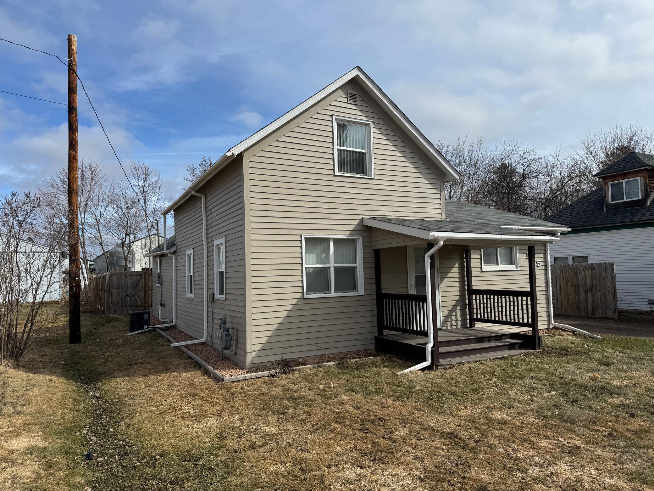 105 3rd Street Southeast Hinckley, MN 55037 - Photo 18 of 25