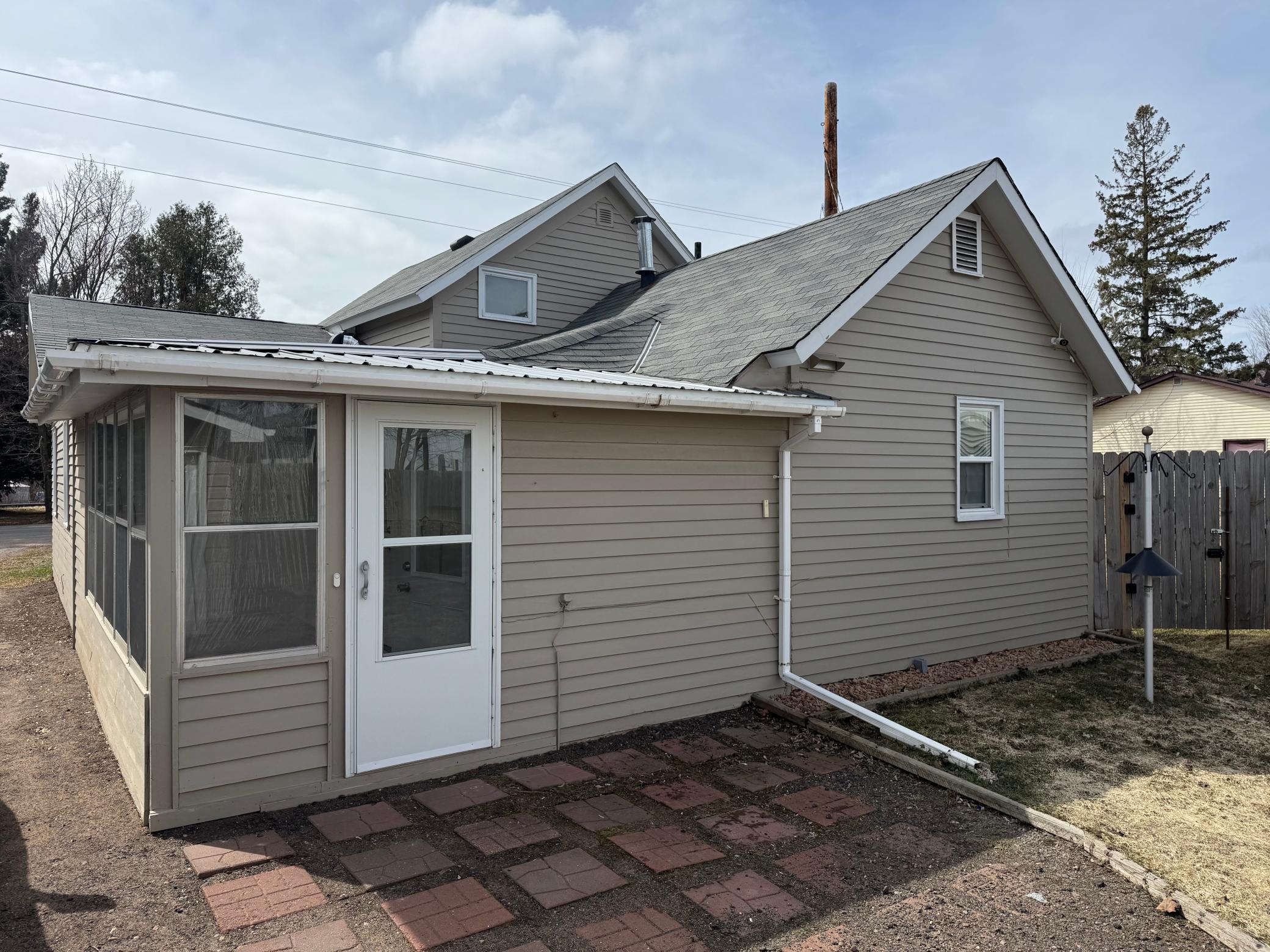 105 3rd Street Southeast Hinckley, MN 55037 - Photo 21 of 25