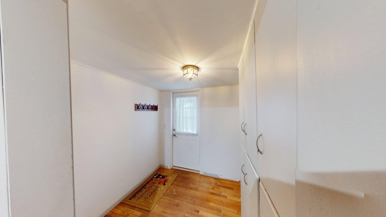 105 3rd Street Southeast Hinckley, MN 55037 - Photo 6 of 25