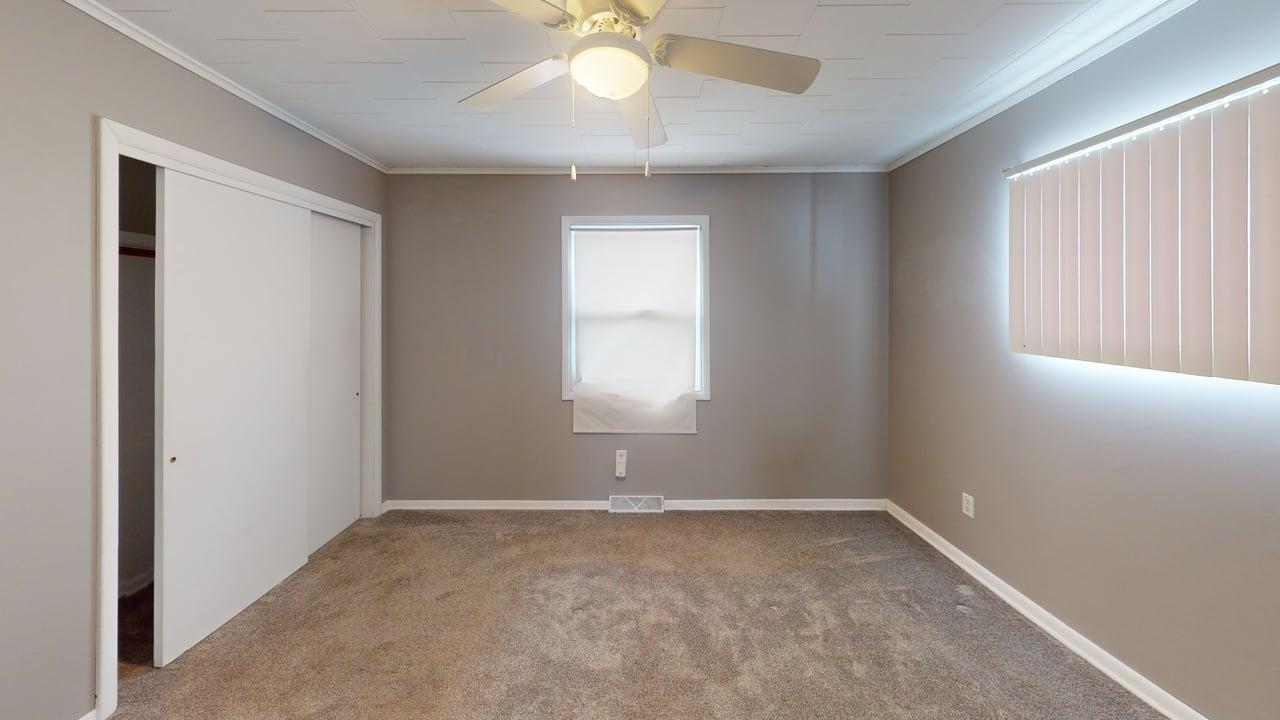 105 3rd Street Southeast Hinckley, MN 55037 - Photo 7 of 25