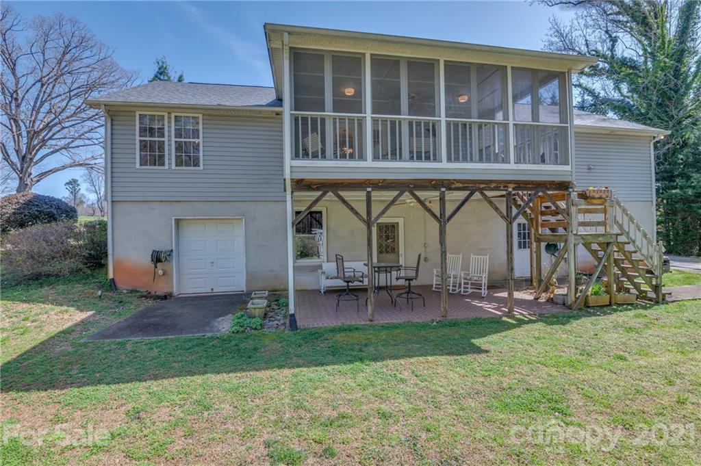 569 Flynn Road Rutherfordton, NC 28139 - Photo 11 of 34 front view of a house with a yard