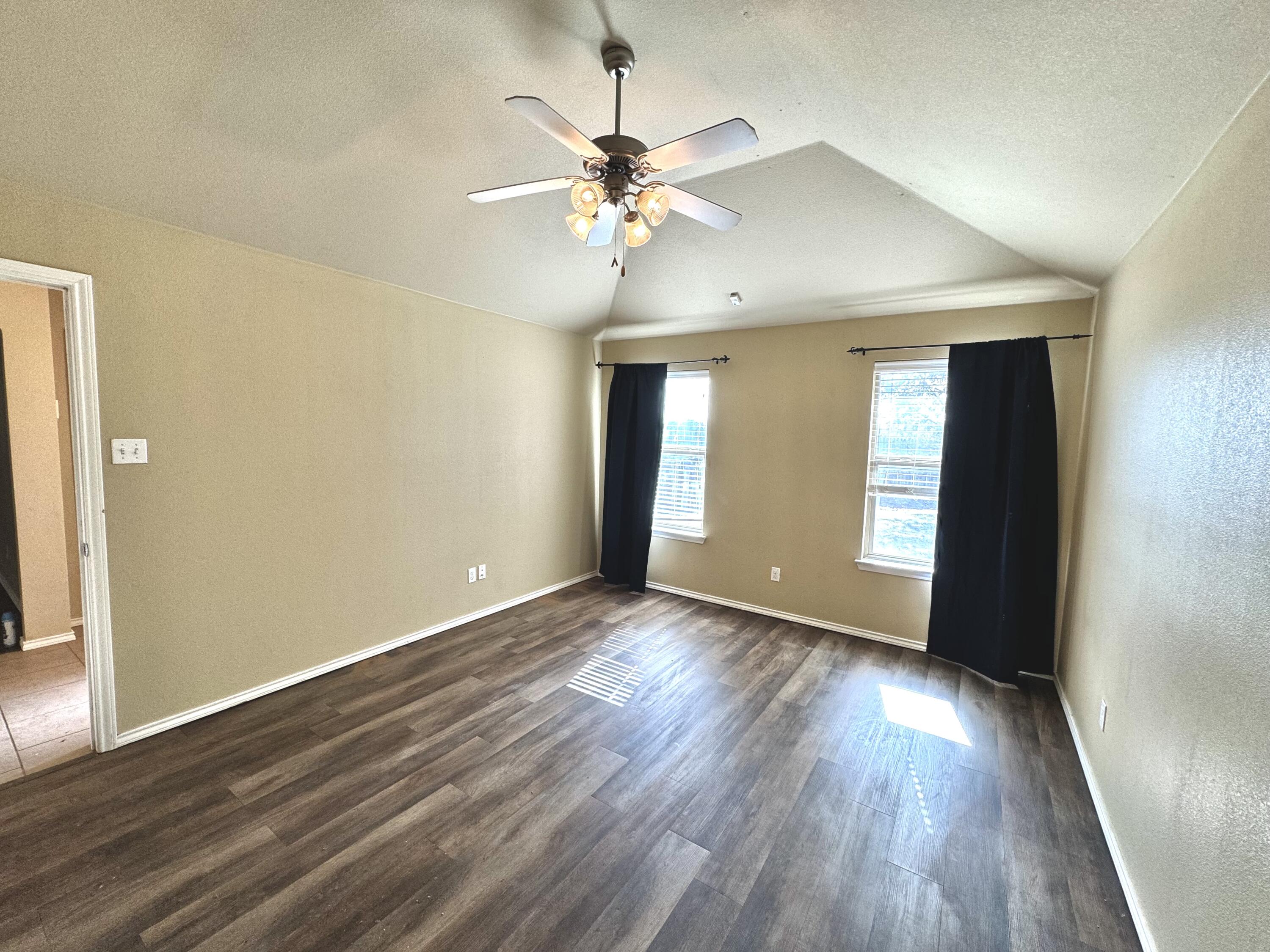 5207 Harvard Street Lubbock, TX 79416 - Photo 11 of 23 Photo Oct 30 2023, 12 47 27 PM