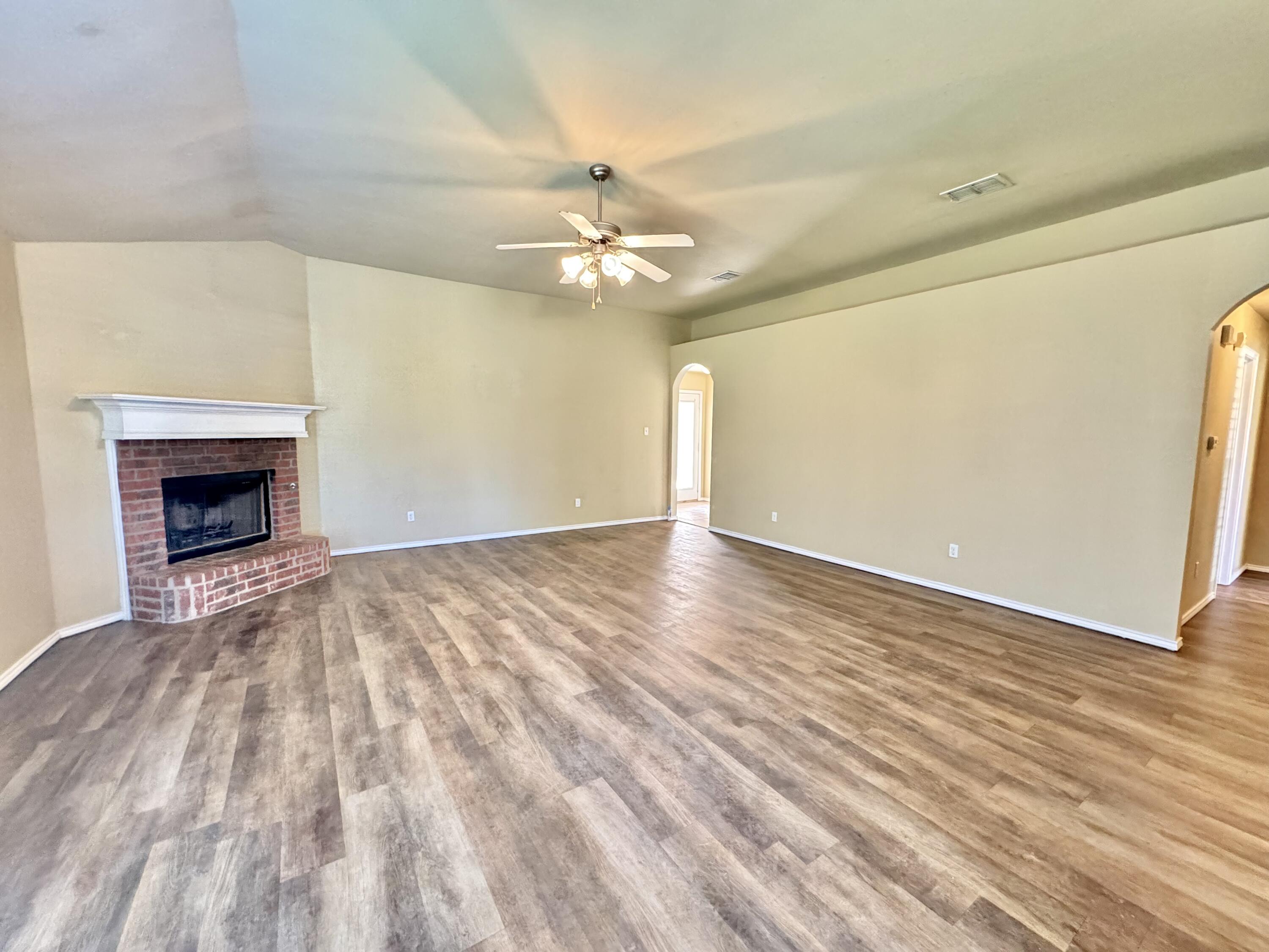 5207 Harvard Street Lubbock, TX 79416 - Photo 4 of 23 Photo Oct 30 2023, 12 46 01 PM