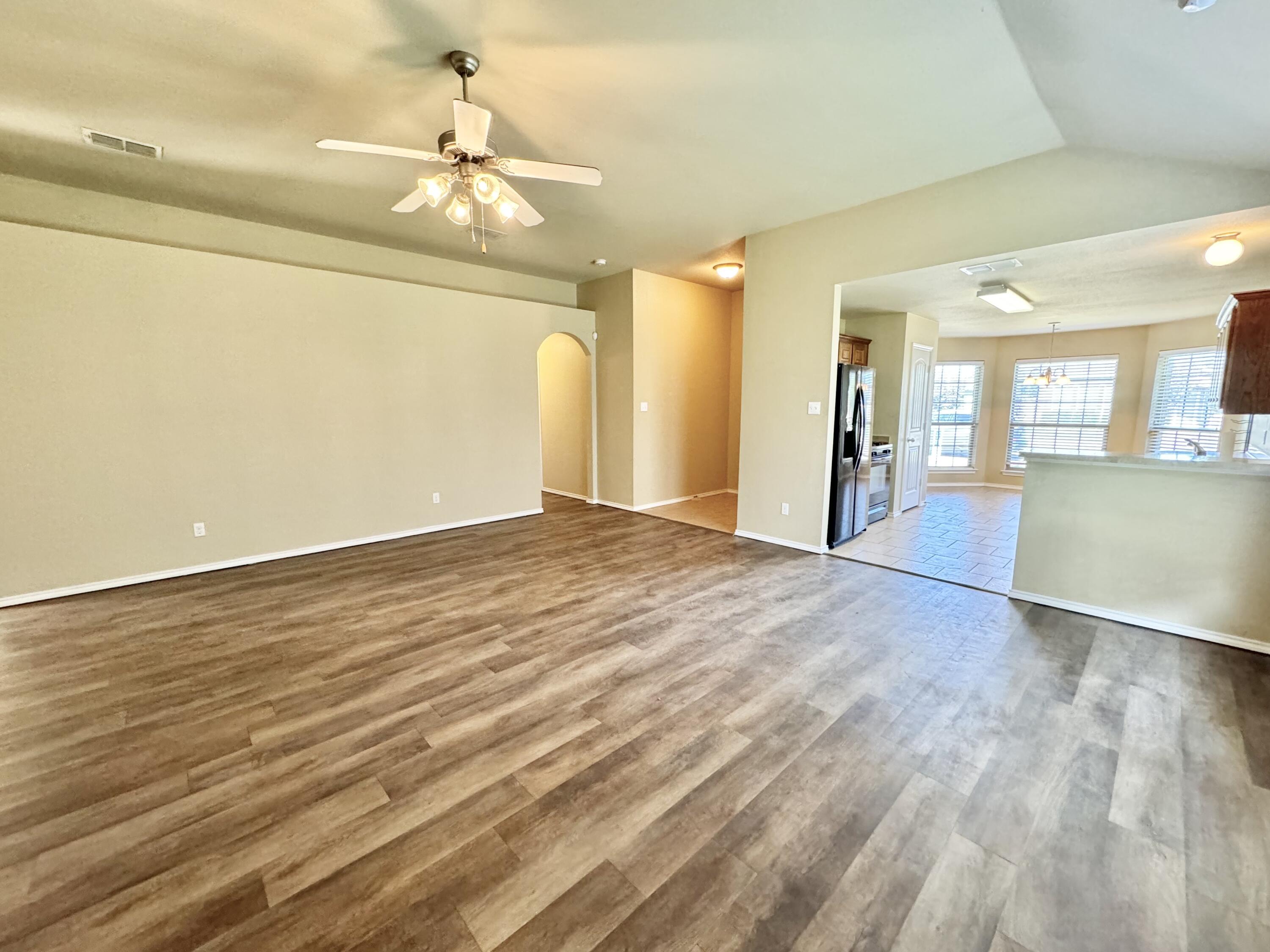 5207 Harvard Street Lubbock, TX 79416 - Photo 6 of 23 Photo Oct 30 2023, 12 46 33 PM