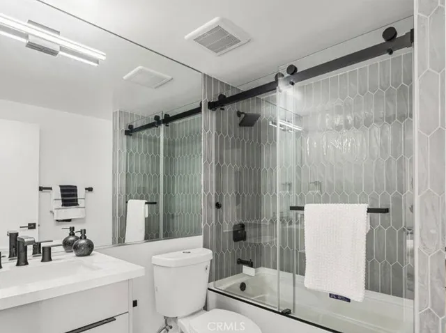 $13,500 | 6422 Weidlake Drive, Los Angeles, CA 90068