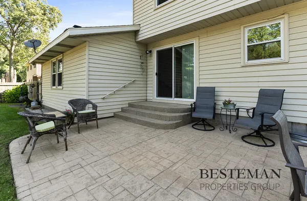 $374,900 | 1149 Greenbriar Drive, Muskegon, MI 49445