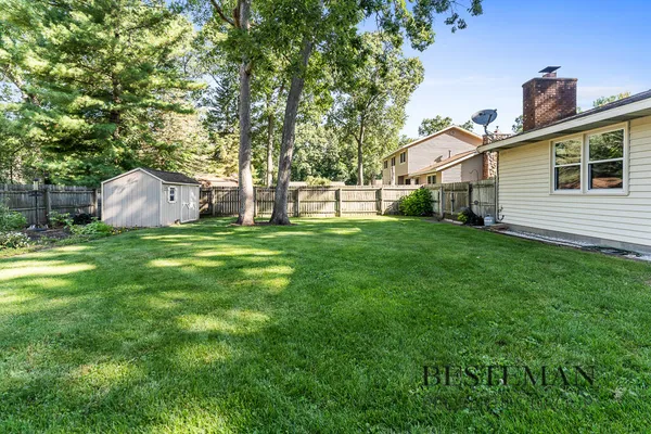 $374,900 | 1149 Greenbriar Drive, Muskegon, MI 49445