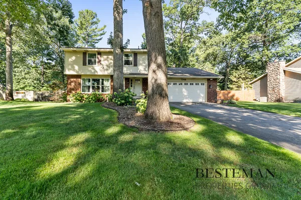 $374,900 | 1149 Greenbriar Drive, Muskegon, MI 49445