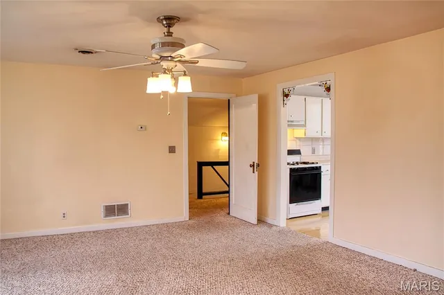 $250,000 | 800 Cedar Street, Collinsville, IL 62234