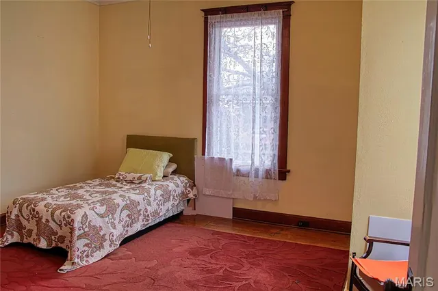 $250,000 | 800 Cedar Street, Collinsville, IL 62234