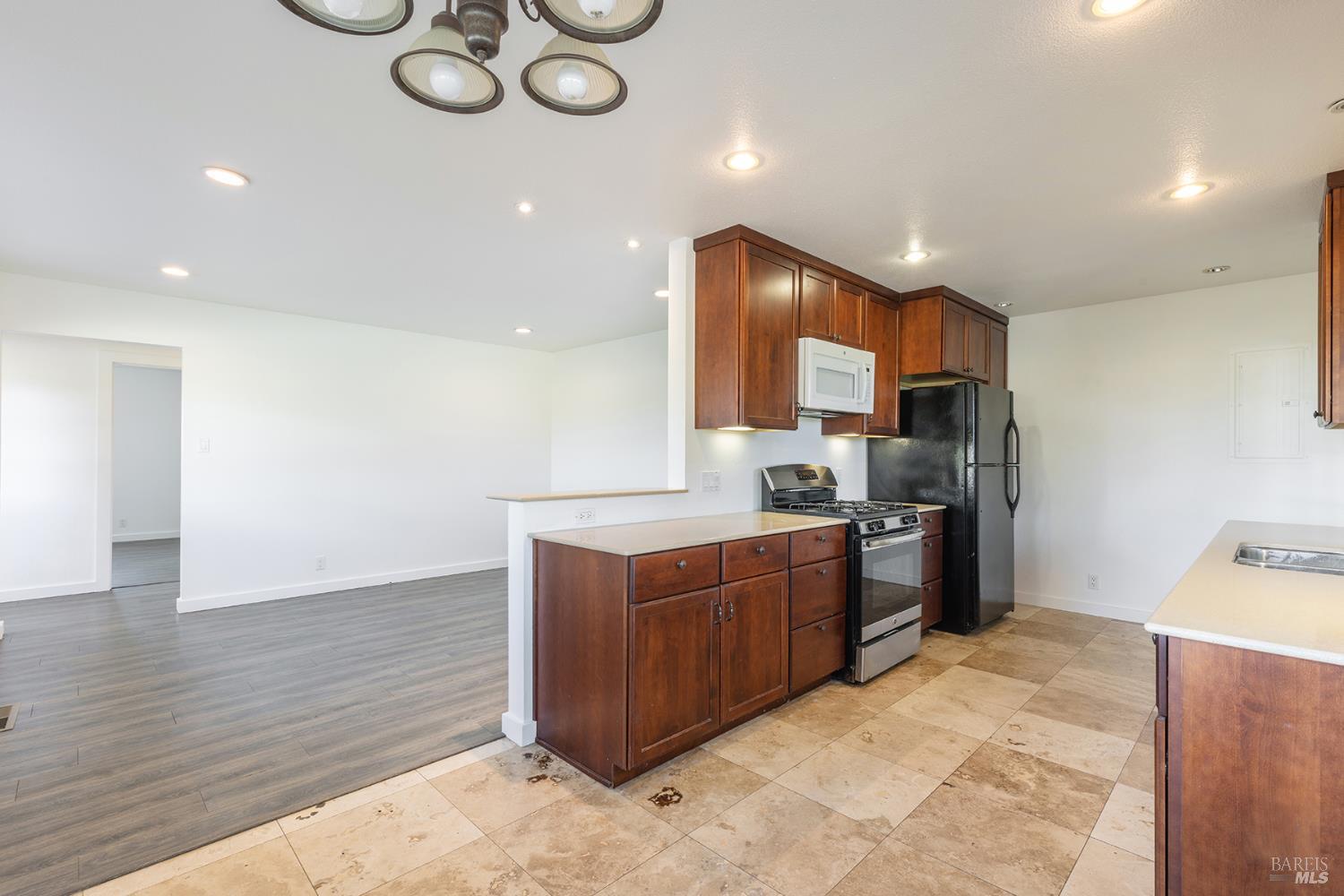 5163 Todd Road Sebastopol, CA 95472 - Photo 9 of 54