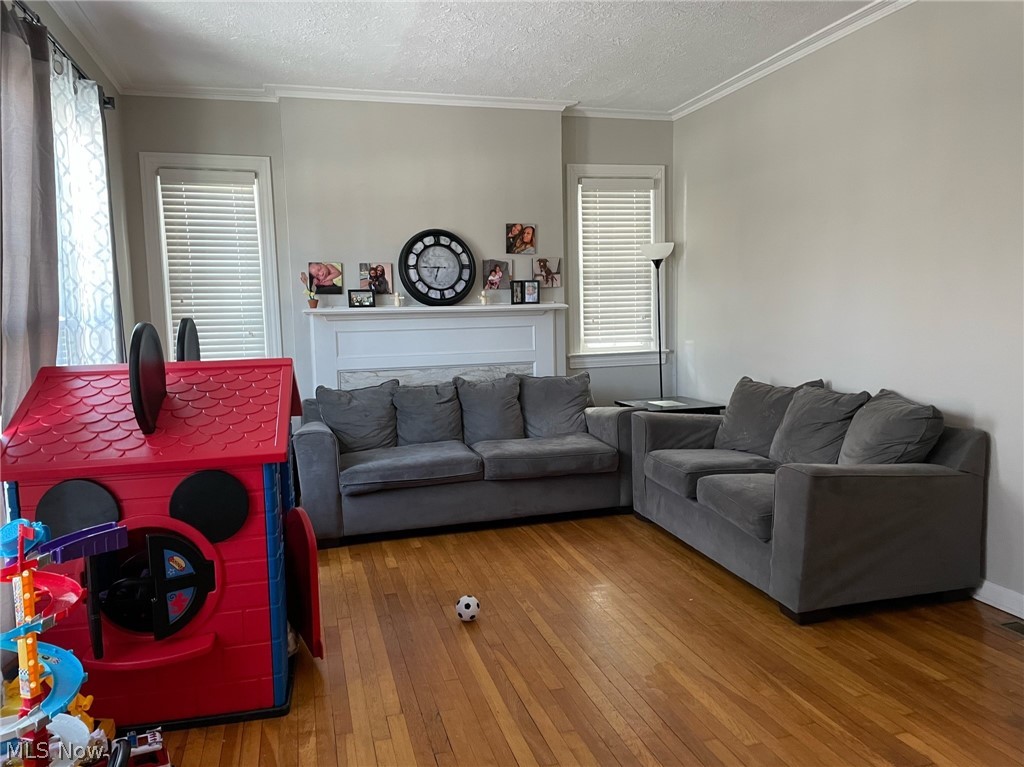 3529 Normandy Road Cleveland, OH 44120 - Photo 7 of 26 Down Unit