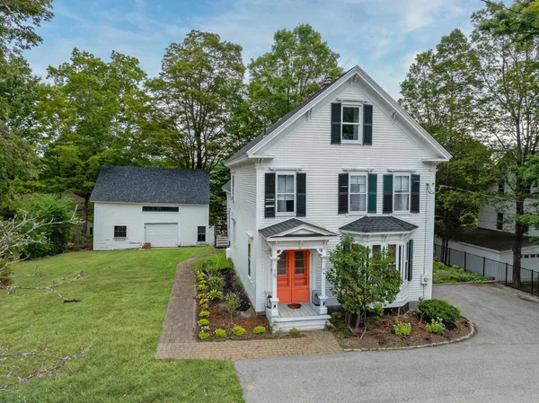 $999,000 | 15 Highland Street, Meredith, NH 03253