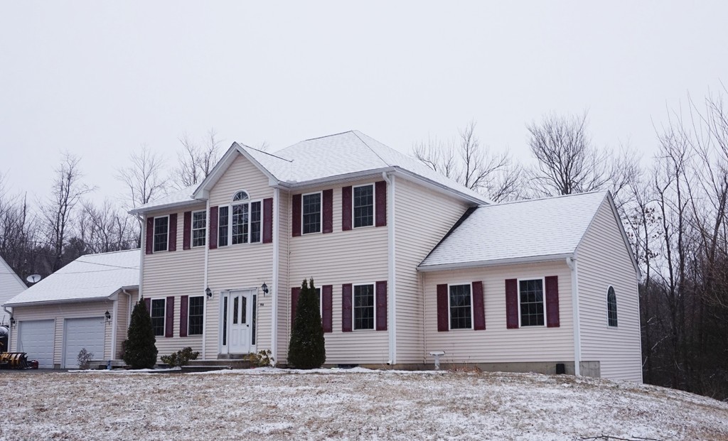 196 S Road Templeton, MA 01468 - Photo 1 of 23