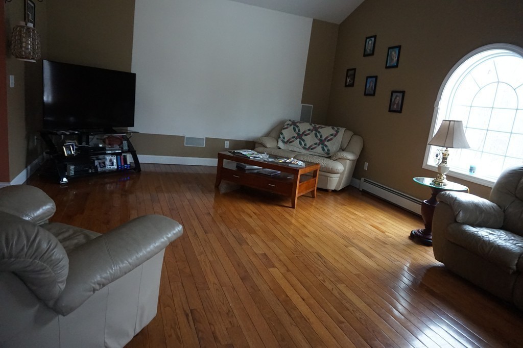 196 S Road Templeton, MA 01468 - Photo 11 of 23