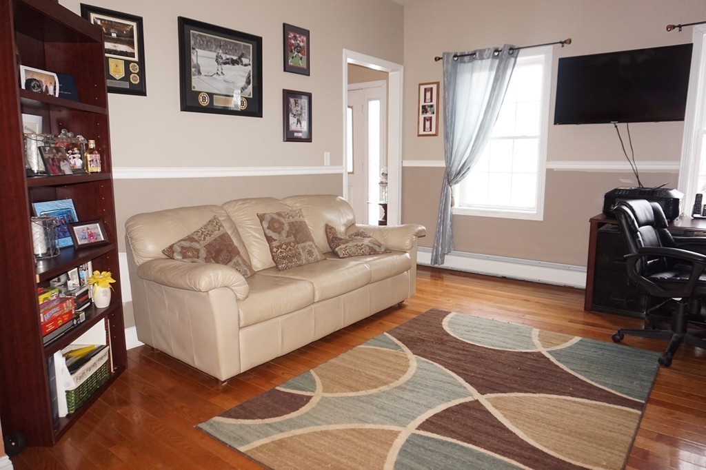196 S Road Templeton, MA 01468 - Photo 5 of 23