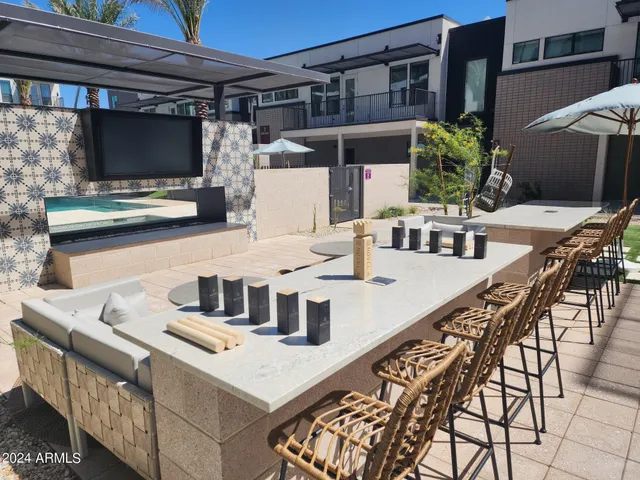 $1,825 | 1727 East Pecos Road, Unit A6, Gilbert, AZ 85295